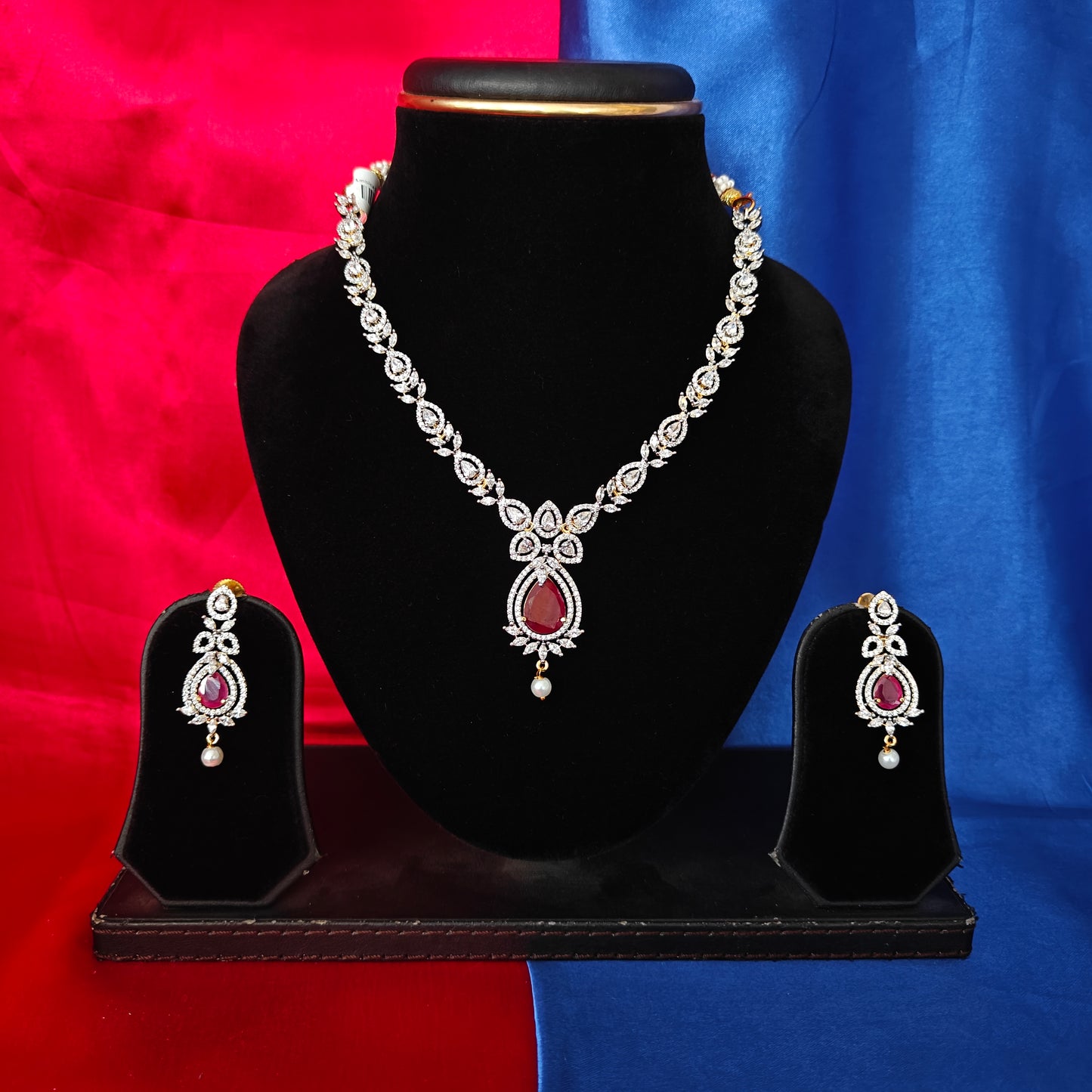 Beautiful GJ Short Necklace In Ruby Stone