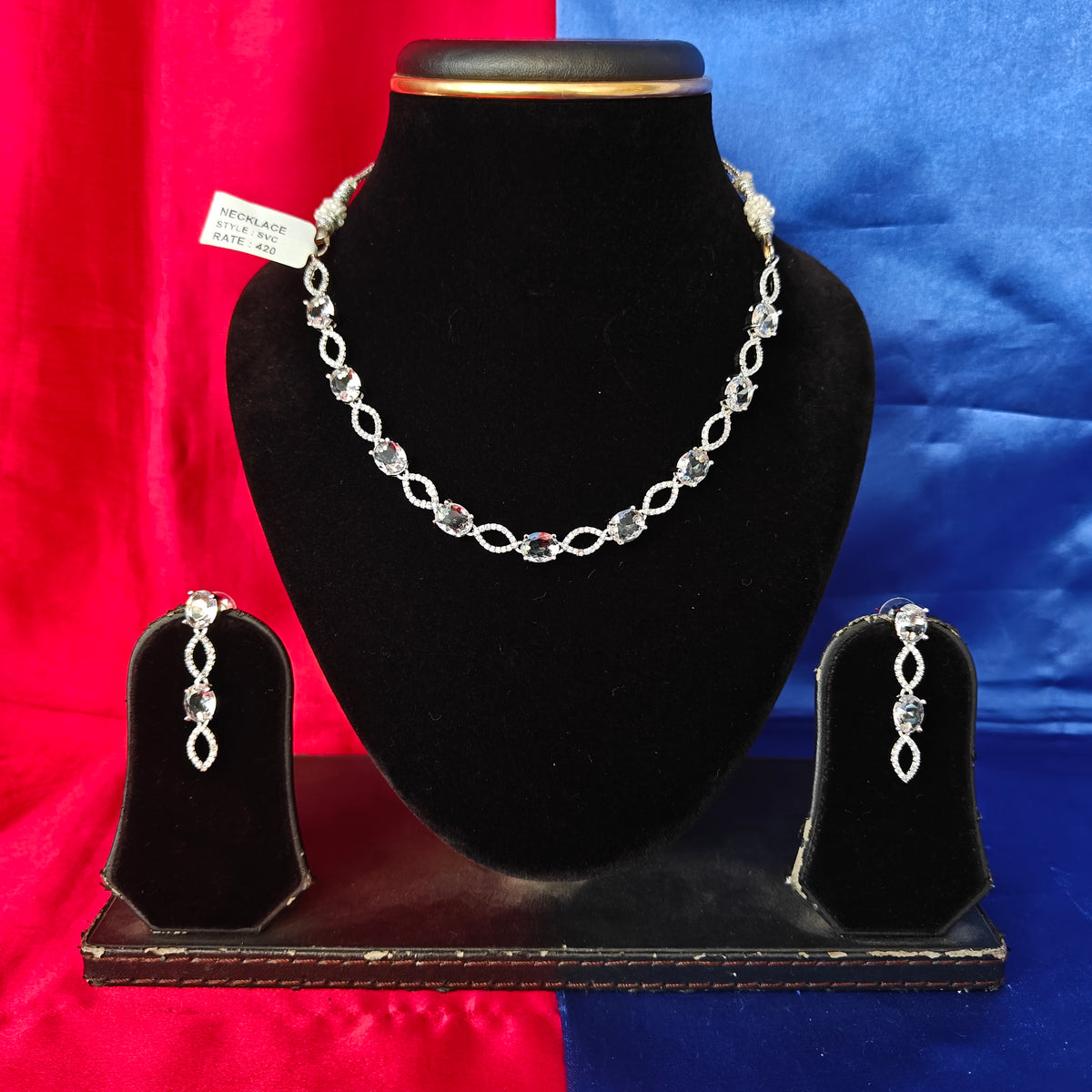 Elegant AD Short Necklace In White Coloured Stone