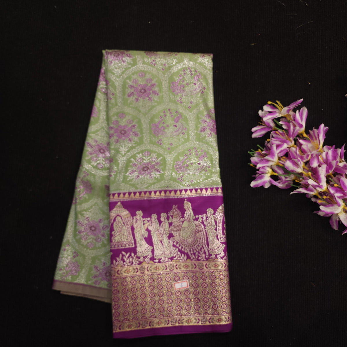Kanchi Pattu Mix Lehengas [5 To 8 Years ]