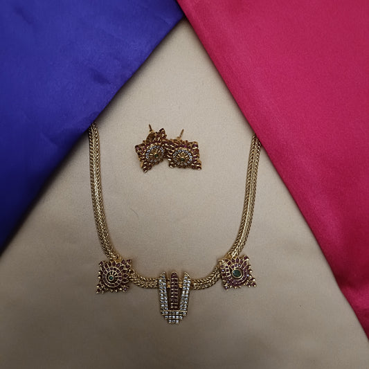 Beautiful Non Necklace