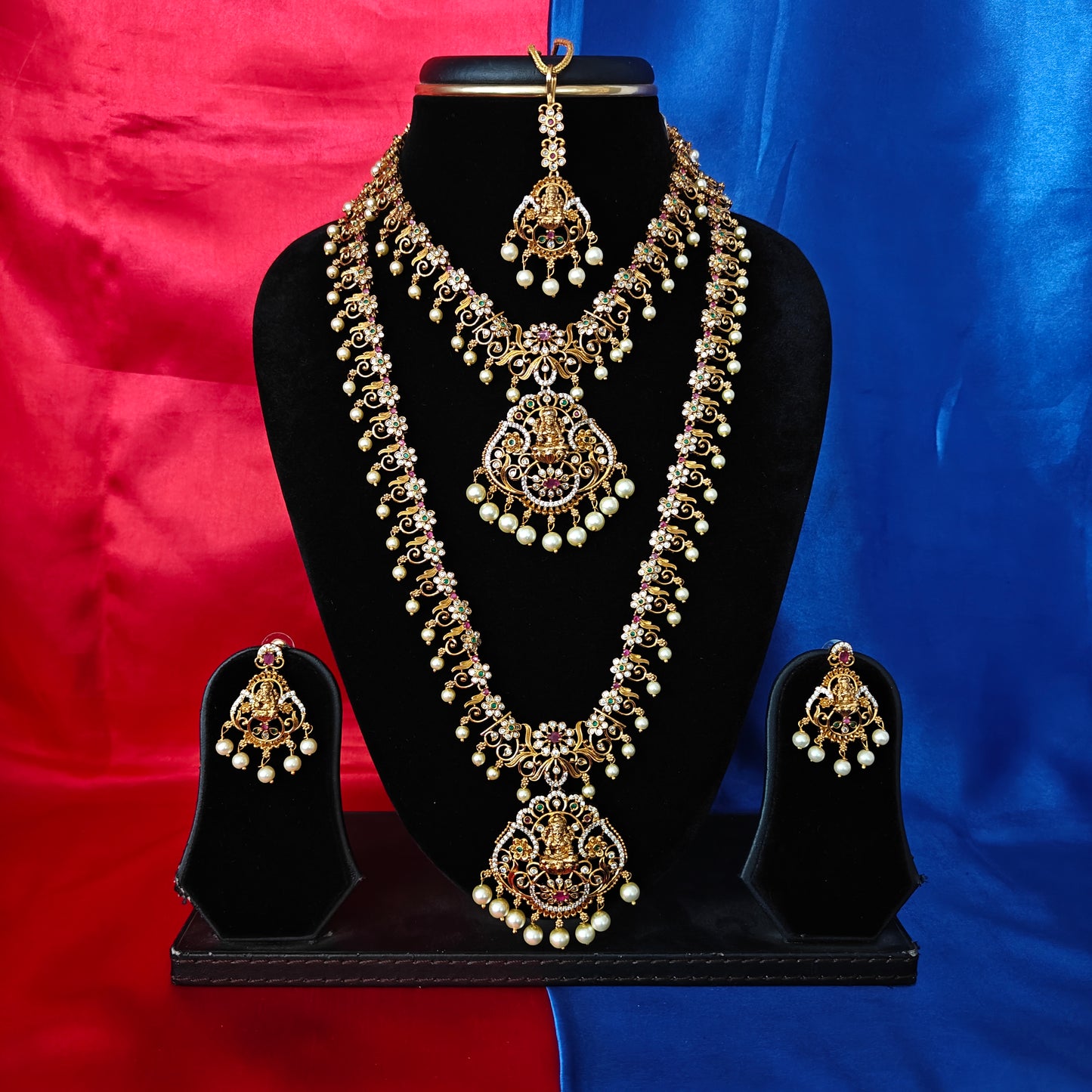 Beautiful Nakshi Combo Set With Laxmi Idol