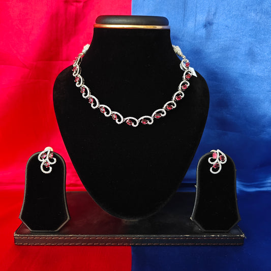 Elegant Silver Short Necklace In Red Stone
