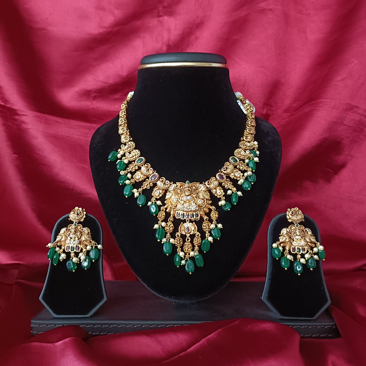 Beautiful Nakshi Short Necklace