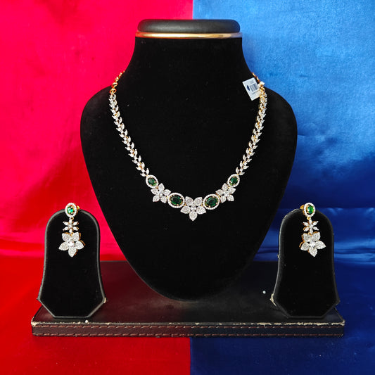 Beautiful GJ Short Necklace In Green Stone