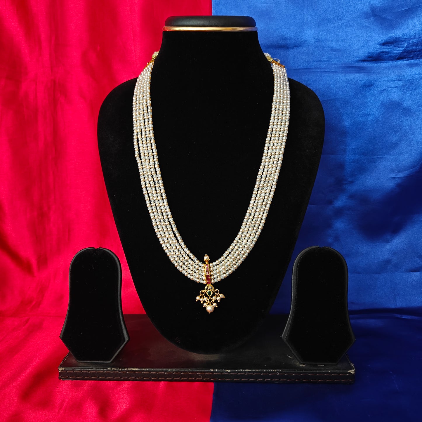 Beautiful White Coloured Honex Necklace