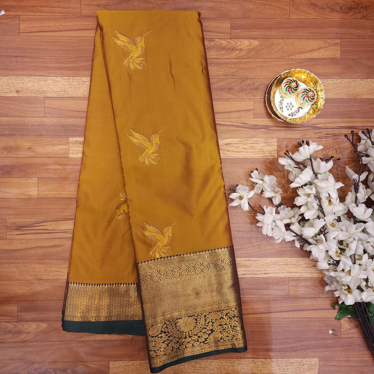 Resham Kanchi Butta Saree