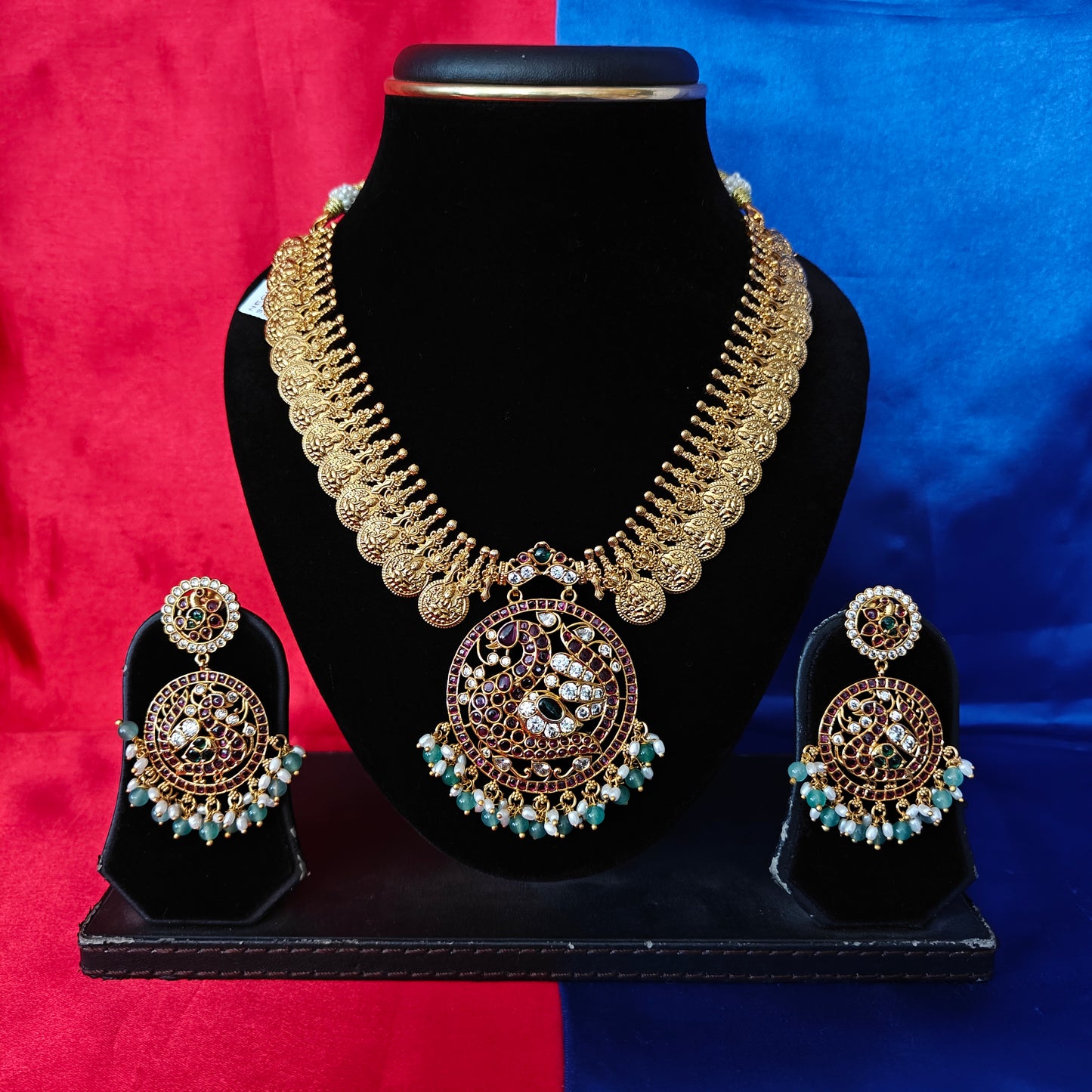 Beautiful Jadau Kundan Kasula Short Necklace