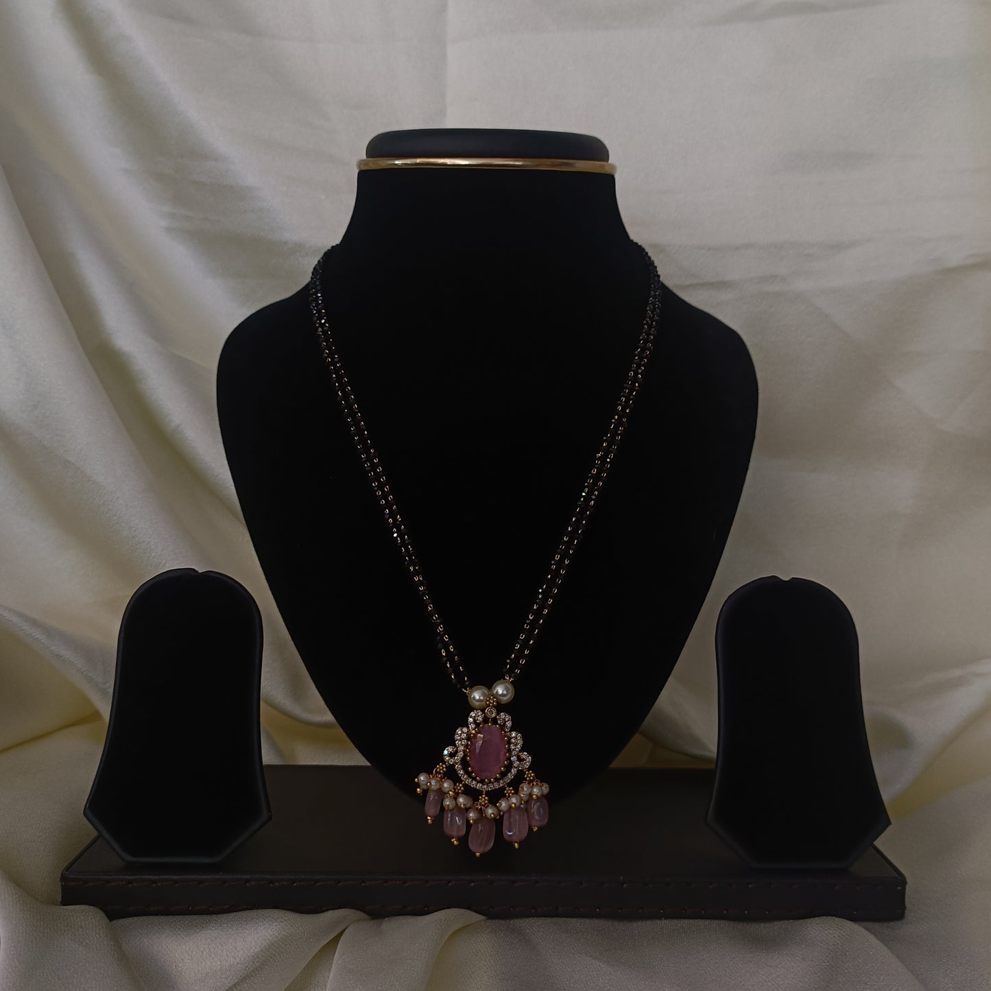 Elegant Babu pink Black Beads