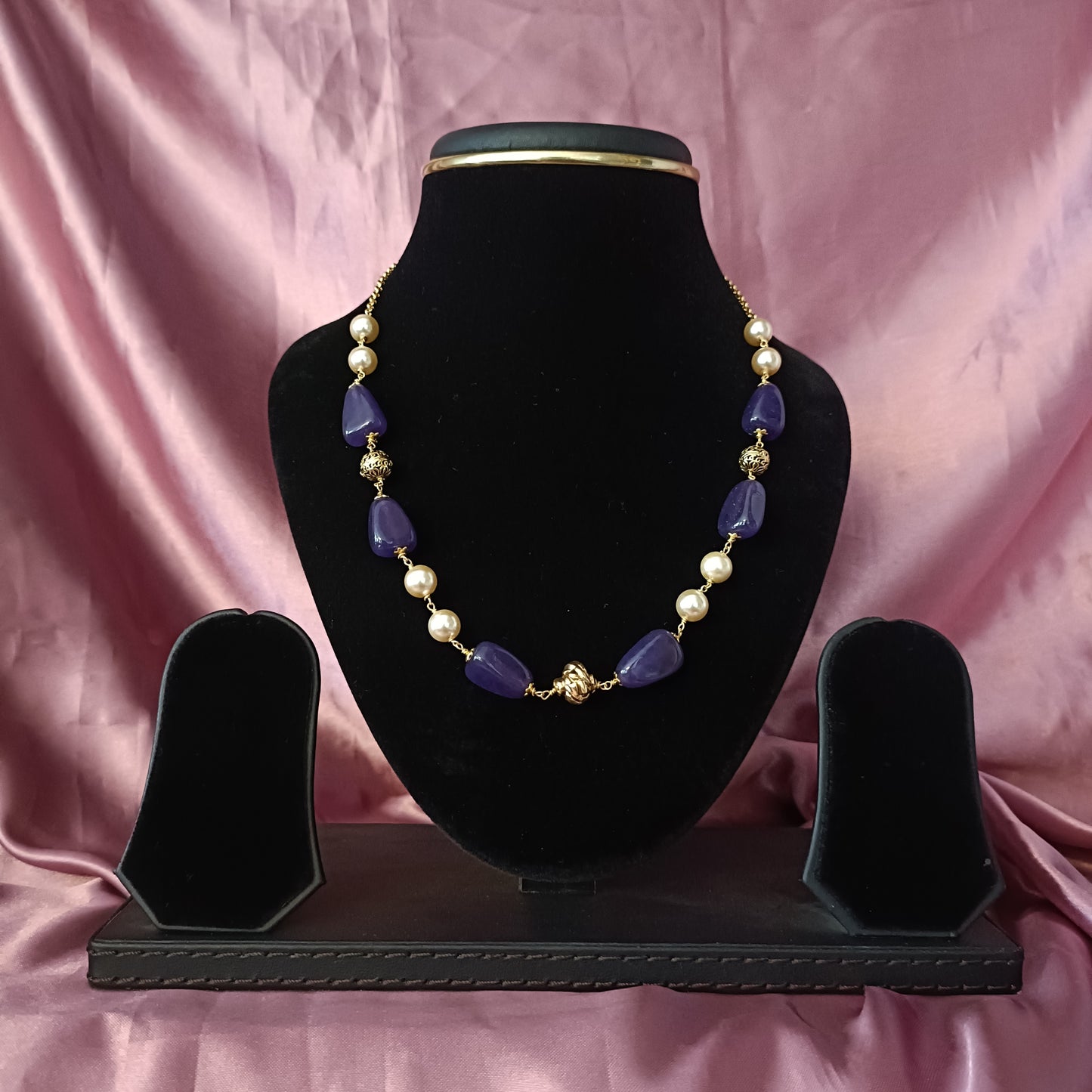 Beautiful Purple Beads Necklace