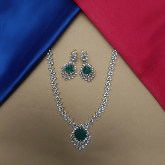 Elegant GJ Short Necklace