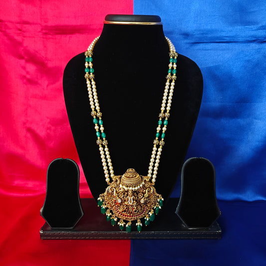 Beautiful Pearls Mala
