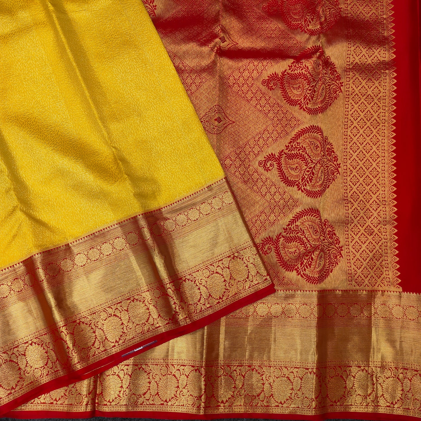 Kanchi Pattu Bridal Pure Zari Saree