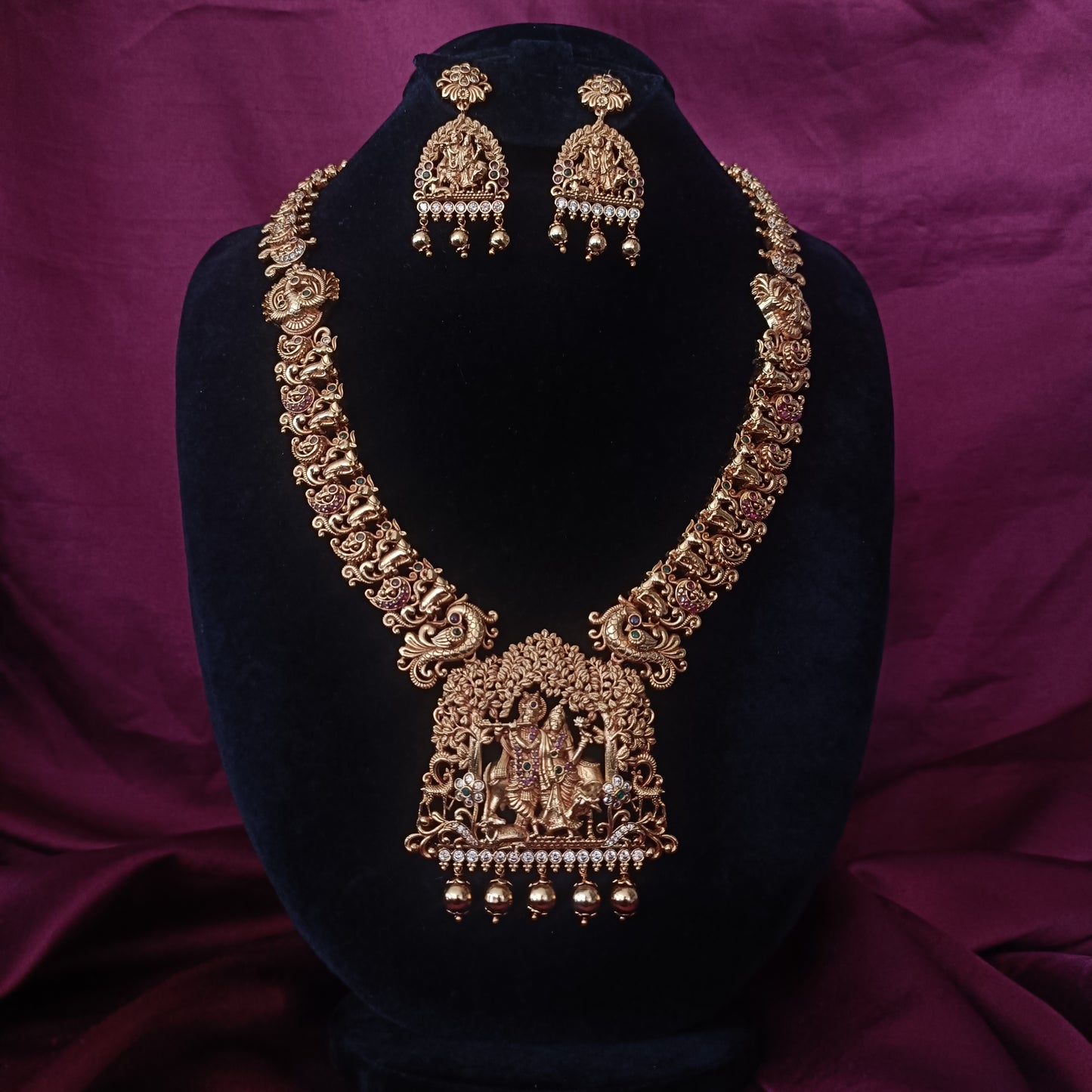 Beautiful Radha Krishna Locket Bridal Wear Necklace