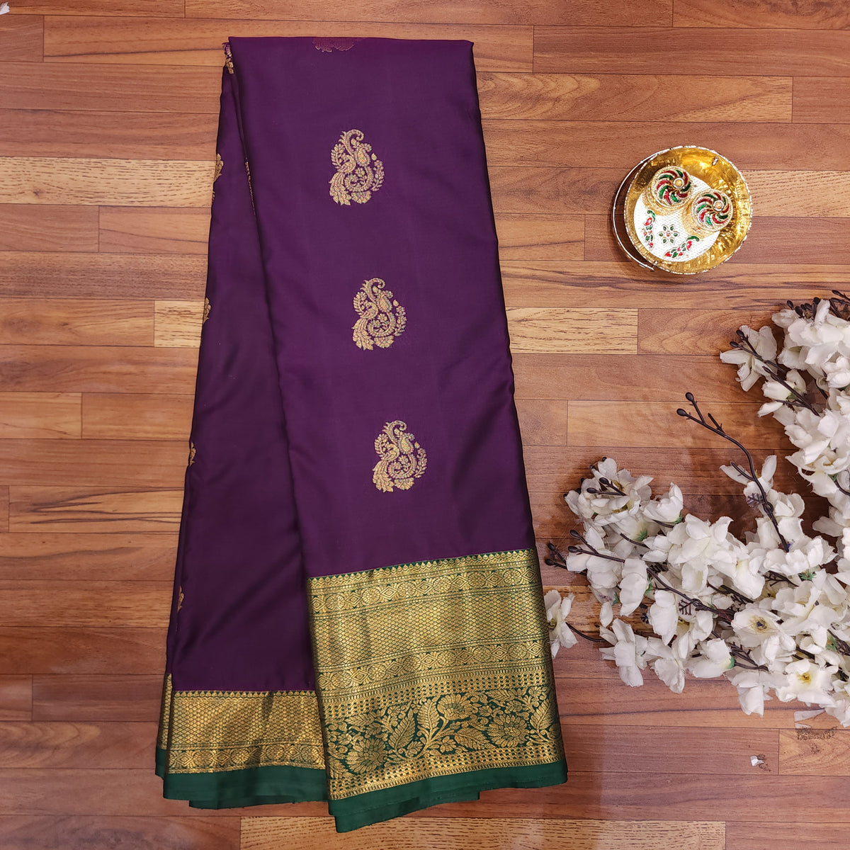 Resham Kanchi Butta Saree