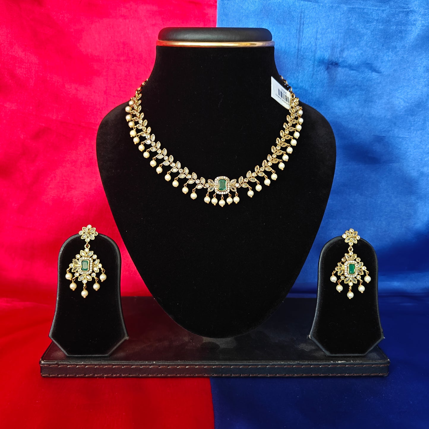 Beautiful Mini Haaram In Green Stone