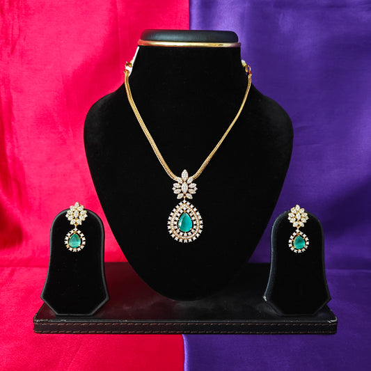 Beautiful Simple Non Necklace In Pista Green Stone