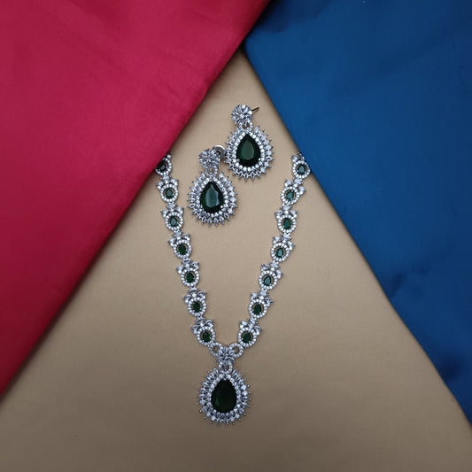 Elegant AD Short Necklace In Green Stone