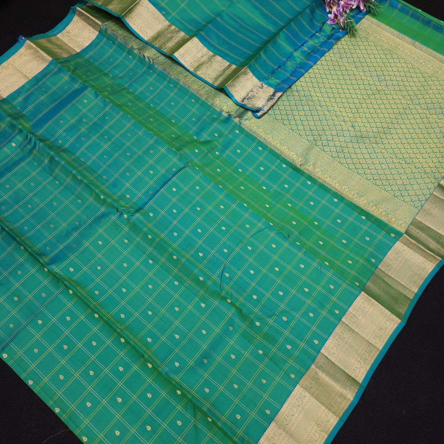 Vintage Handloom Light Weight Kanchi Butta Sarees