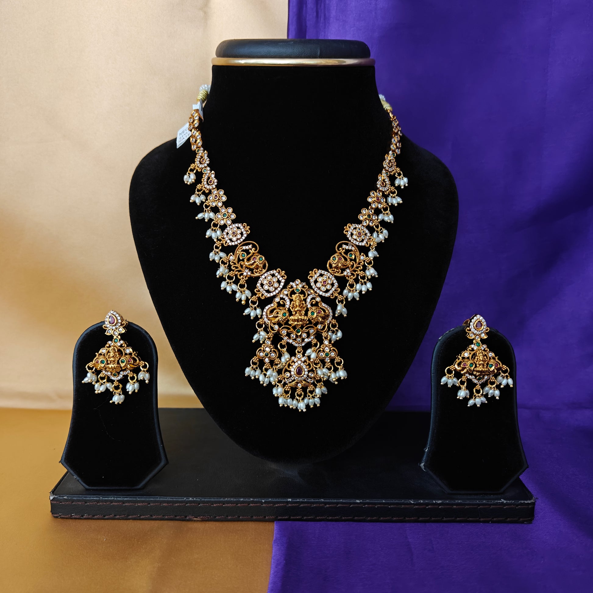 Beautiful Nakshi Short Necklace With Laxmi Idol - Ambica Wedding Mall