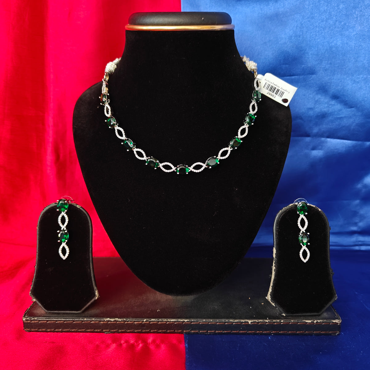 Elegant AD Short Necklace In Green Coloured Stone
