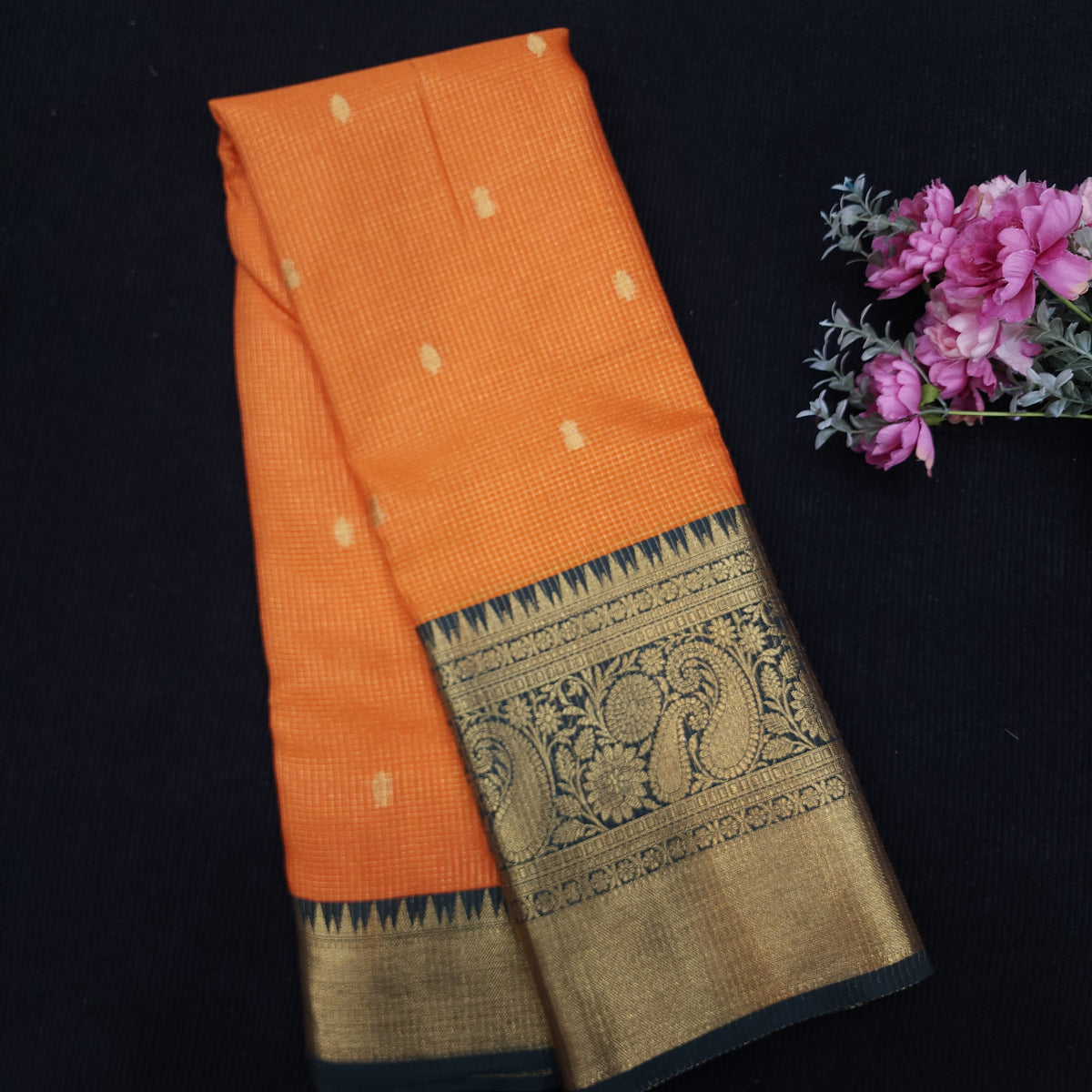 Trending Banaras Vintage saree