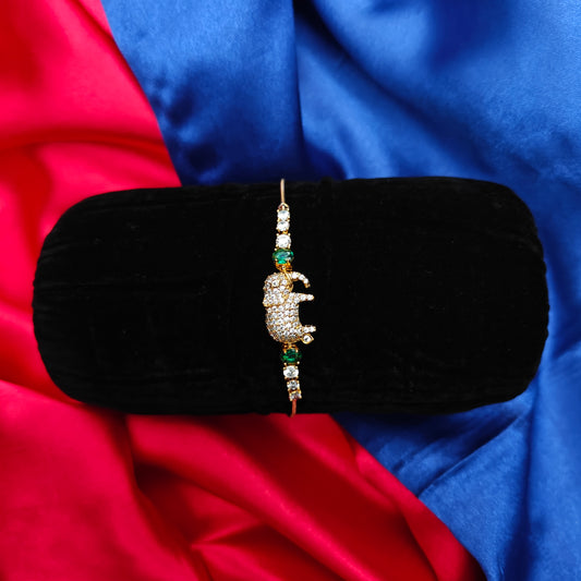 Beautiful Chain Type Gold Bracelet With Elephant Design In Green Stone