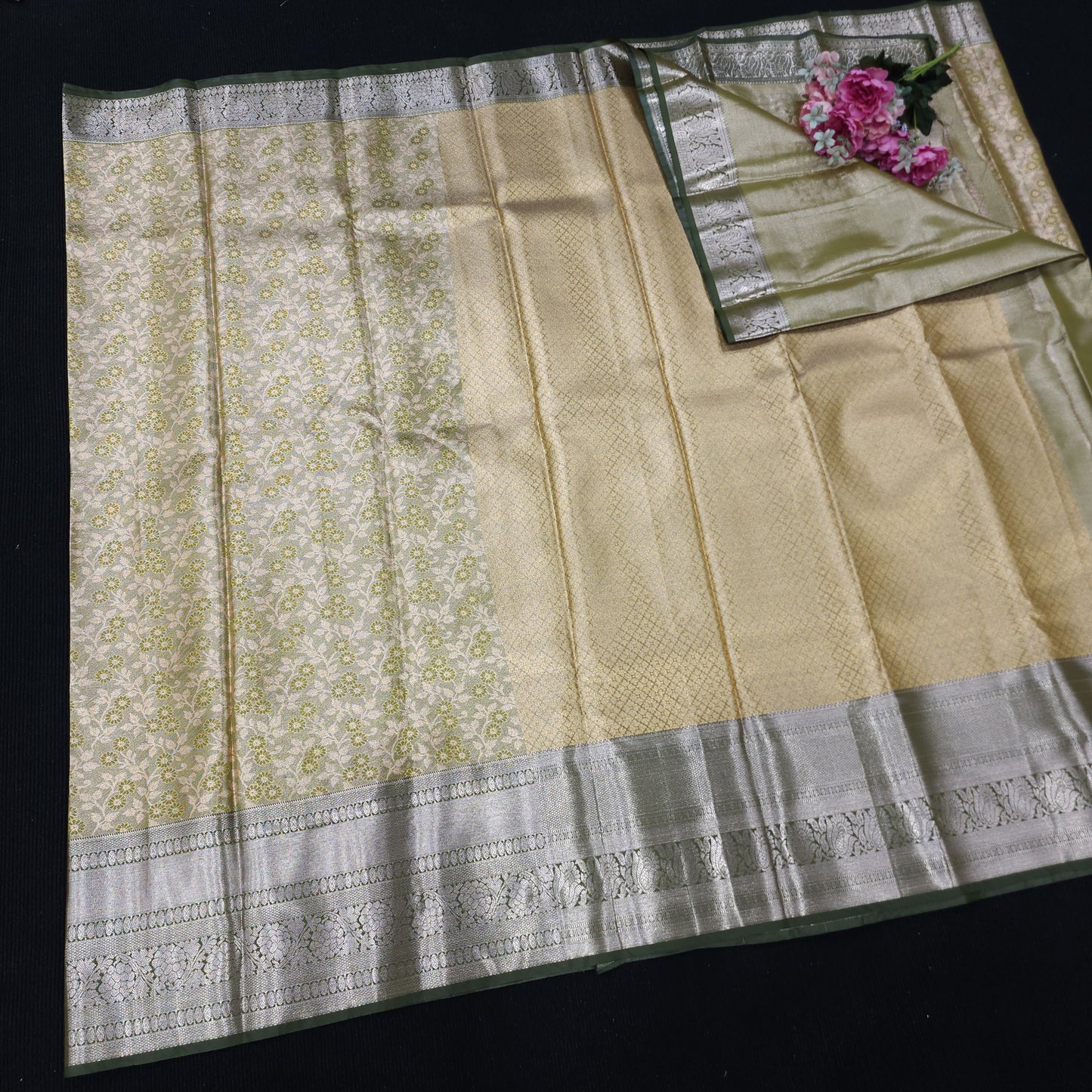 Self zari Brocade Sarees 😍🛍