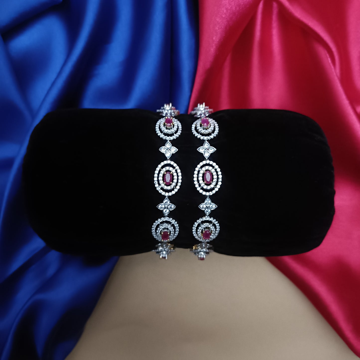 Elegant GJ Bangle In Ruby Stone