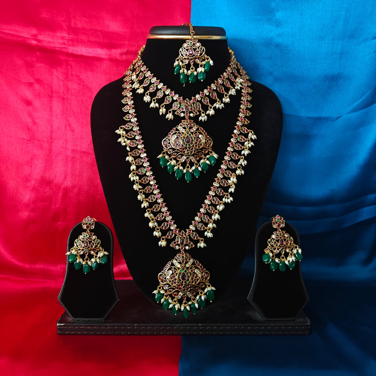 Beautiful Kundan Combo Set