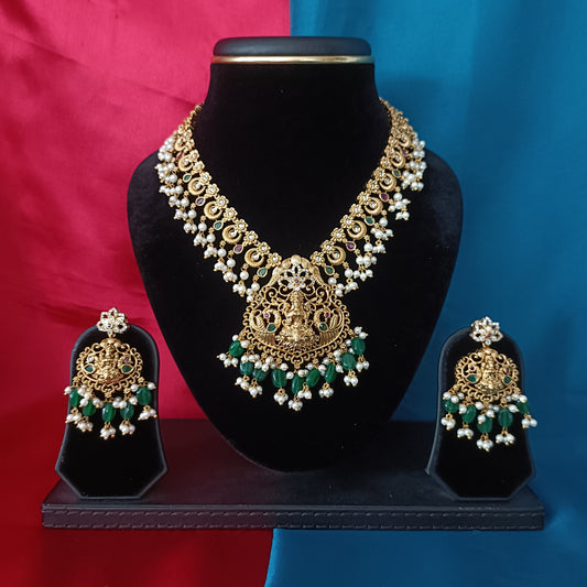 Beautiful Guttapusalu Short Necklace