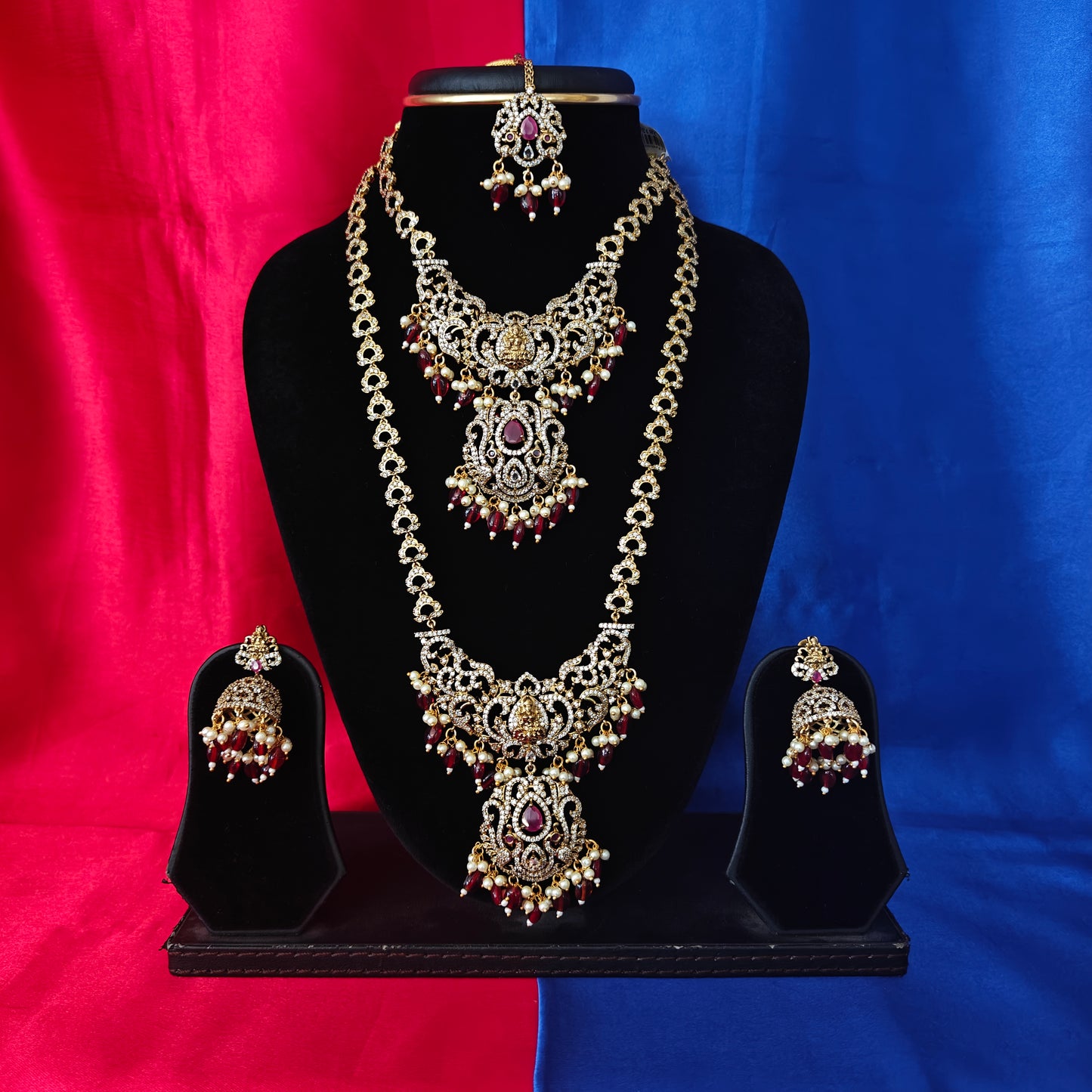 Elegant Victorian Combo Set In Maroon Beads
