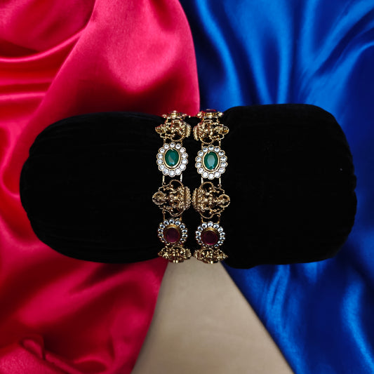 Beautiful Nakshi Bangle With Laxmi Idol