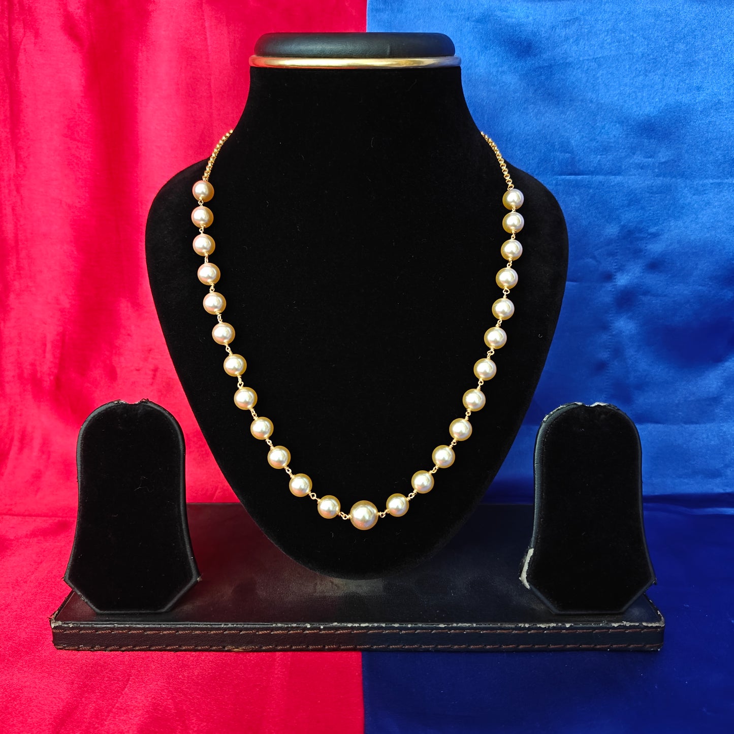 Beautiful Single Line Pearls Mala