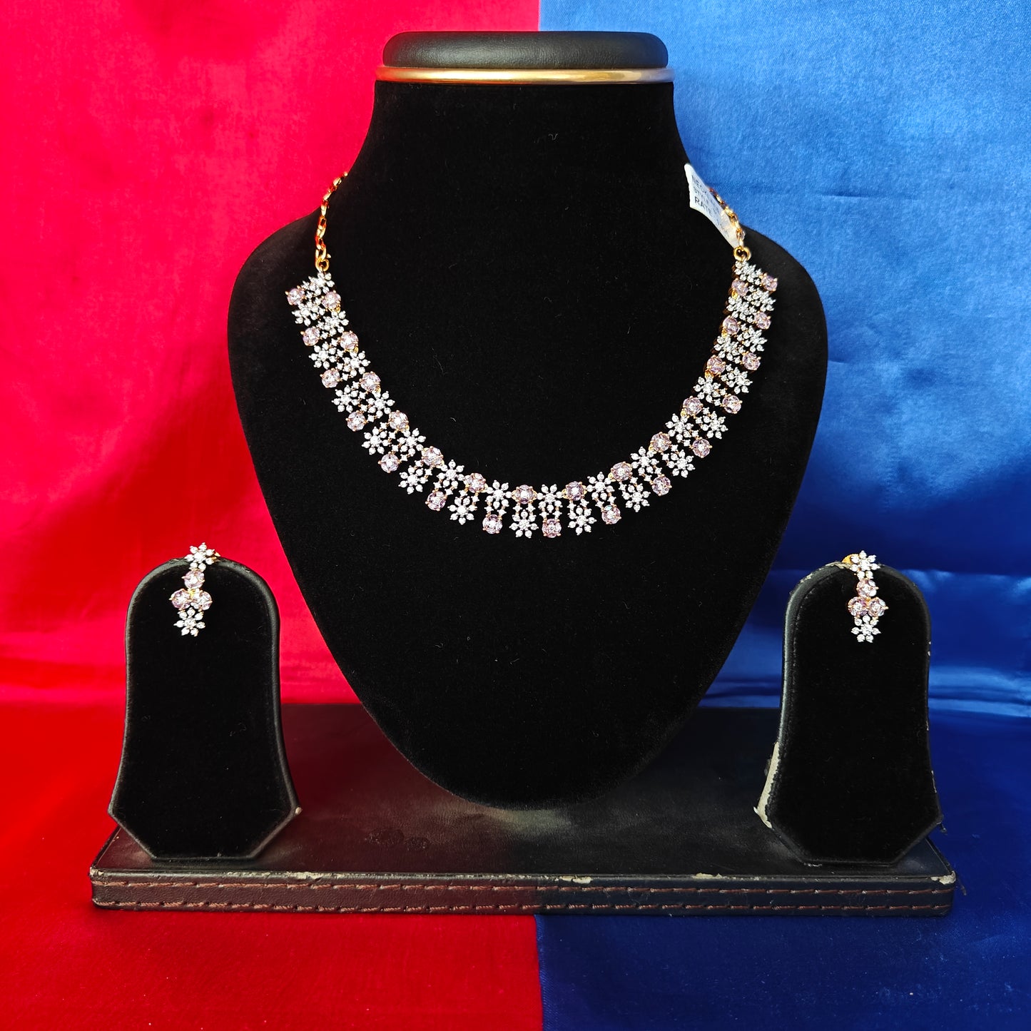 Beautiful GJ Short Necklace In Lavender Stone