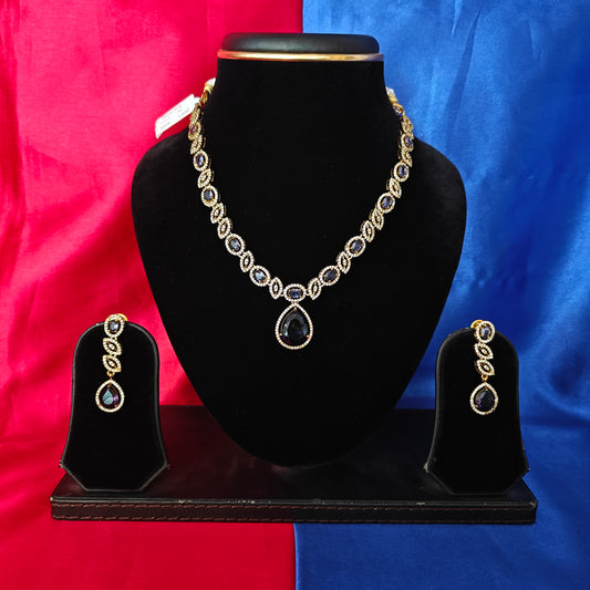 Elegant Victorian Short Necklace In Purple Stone