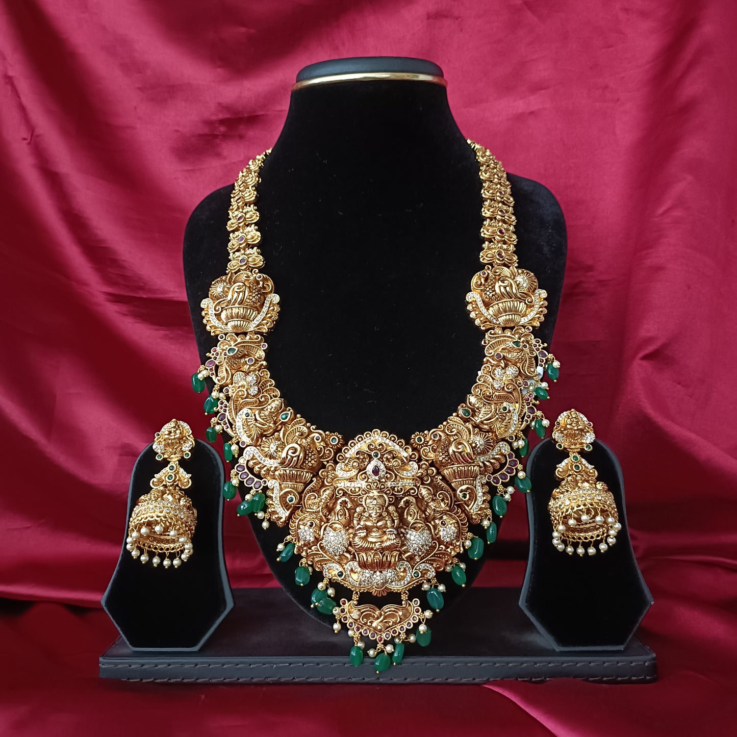 Beautiful Bridal Wear Long Necklace