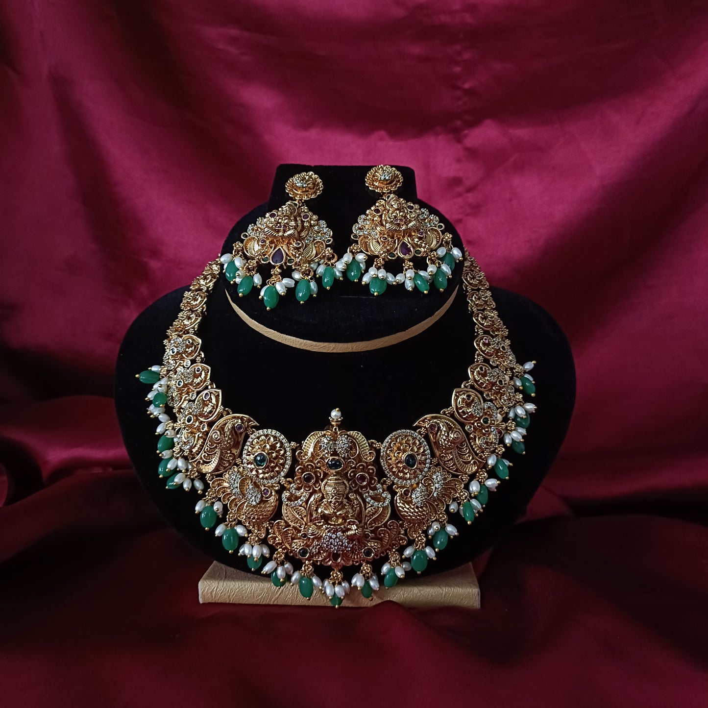 Beautiful Nakshi Choker