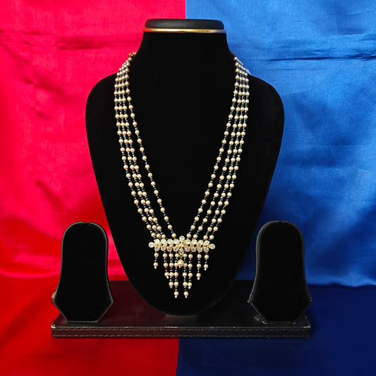 Beautiful Honex Necklace In Black Colour