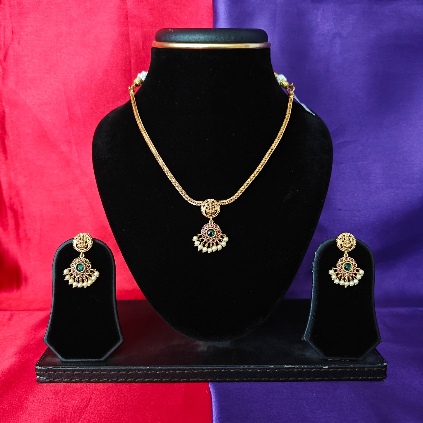 Beautiful Simple Non Necklace With Laxmi Idol