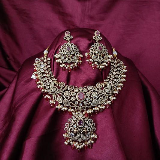Beautiful Red colour mehandi Polished Short Necklace