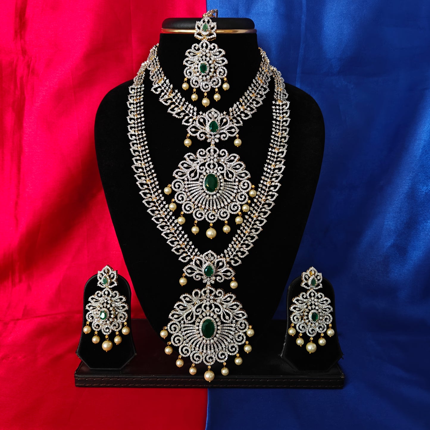 Elegant GJ Combo Set In Green Stone