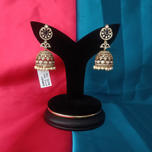 Beautiful Victorian Jhumki In Lavender Stone