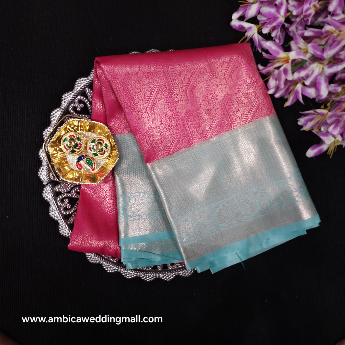 Resham Kanchi Pattu Contrast Border Saree