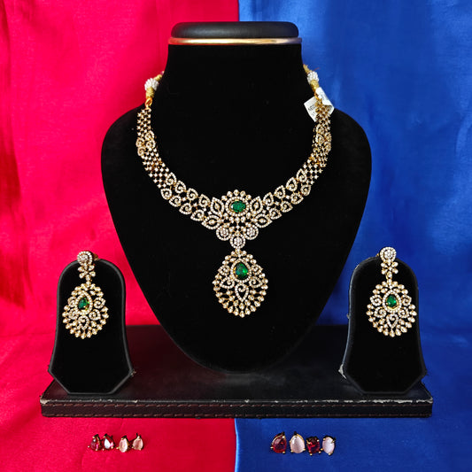 Beautiful Victorian Short Necklace With Changeable Stone