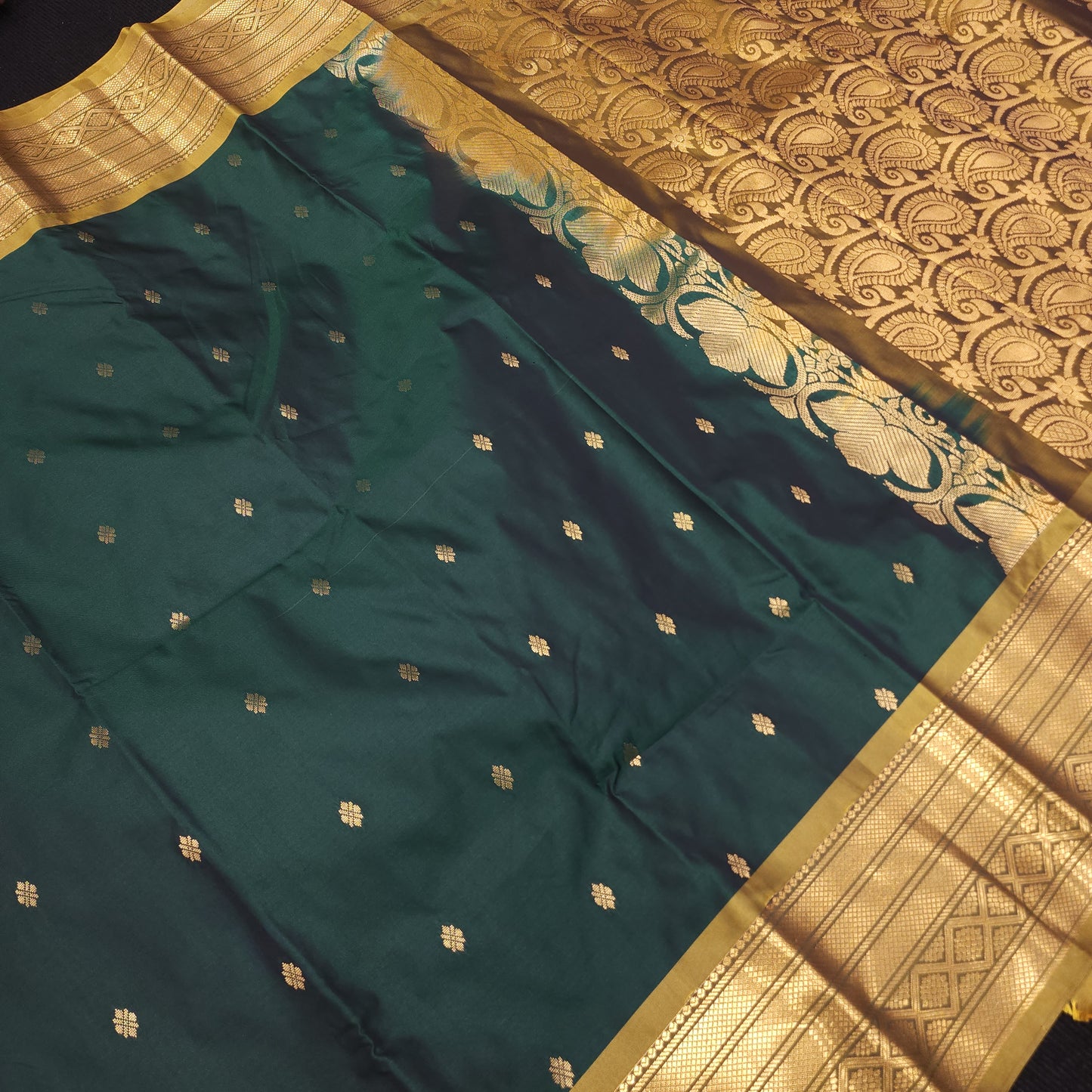 Venkatagiri Semi pattu saree