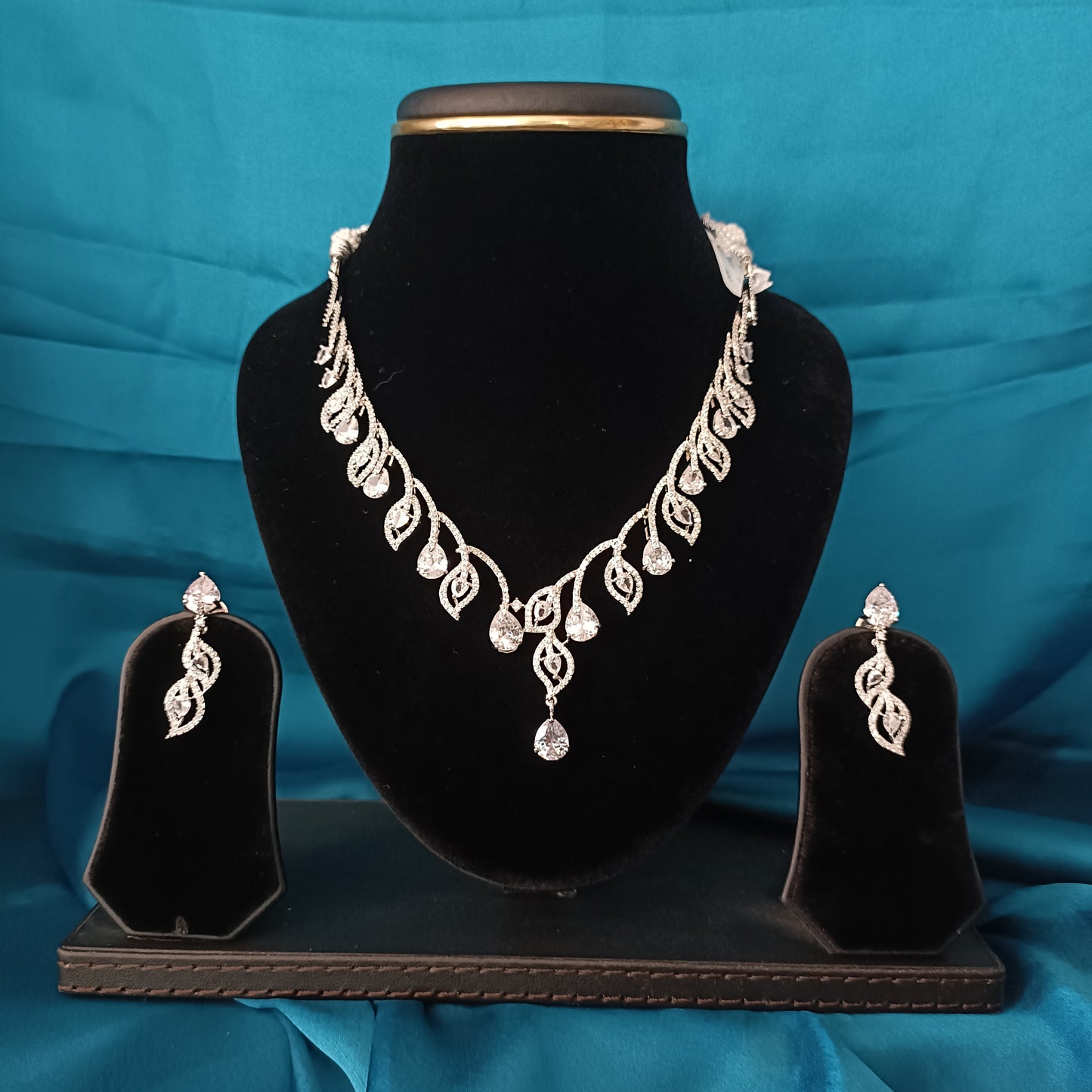 Beautiful AD silver Short Necklace