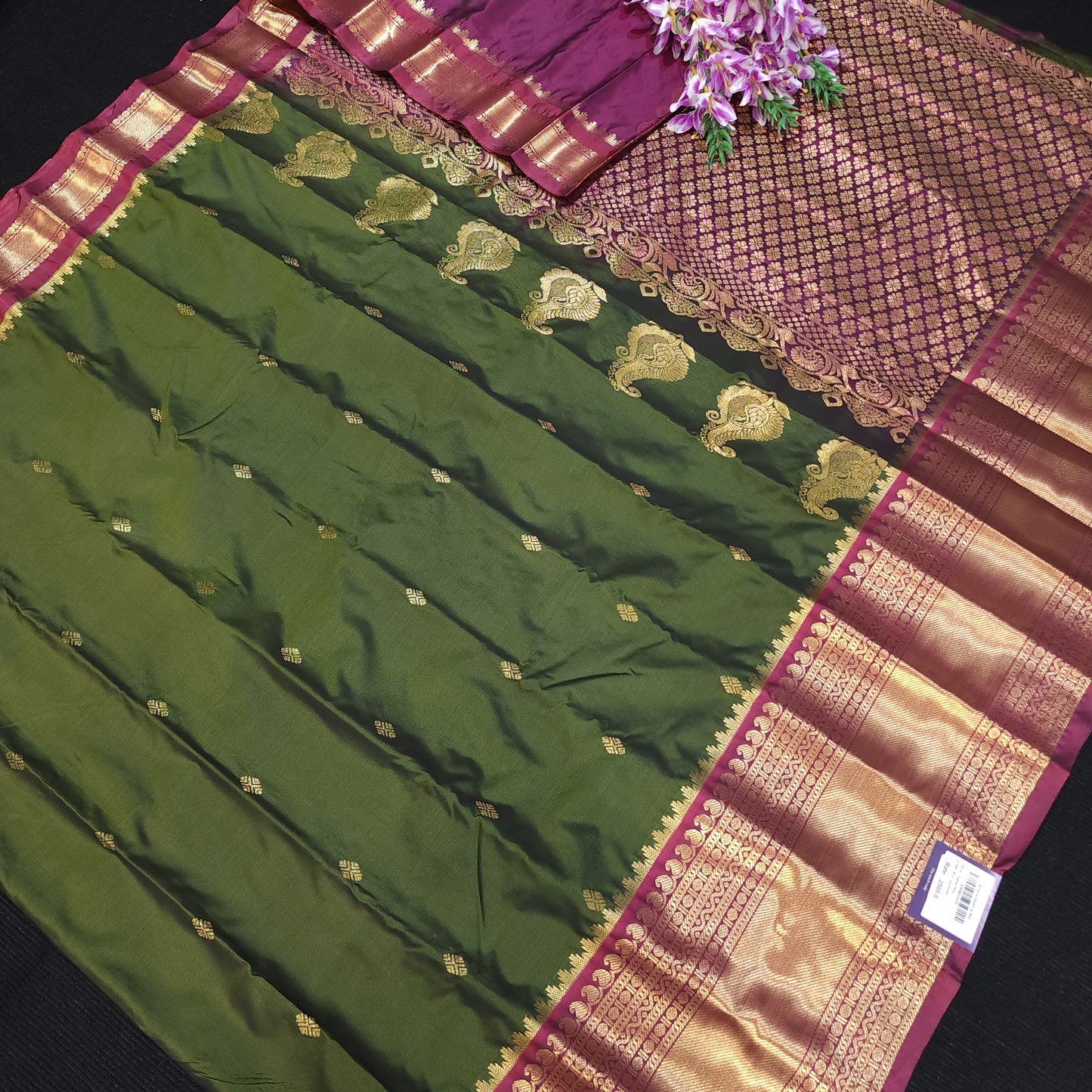✨️Gadwal Semi Pattu Sarees✨️