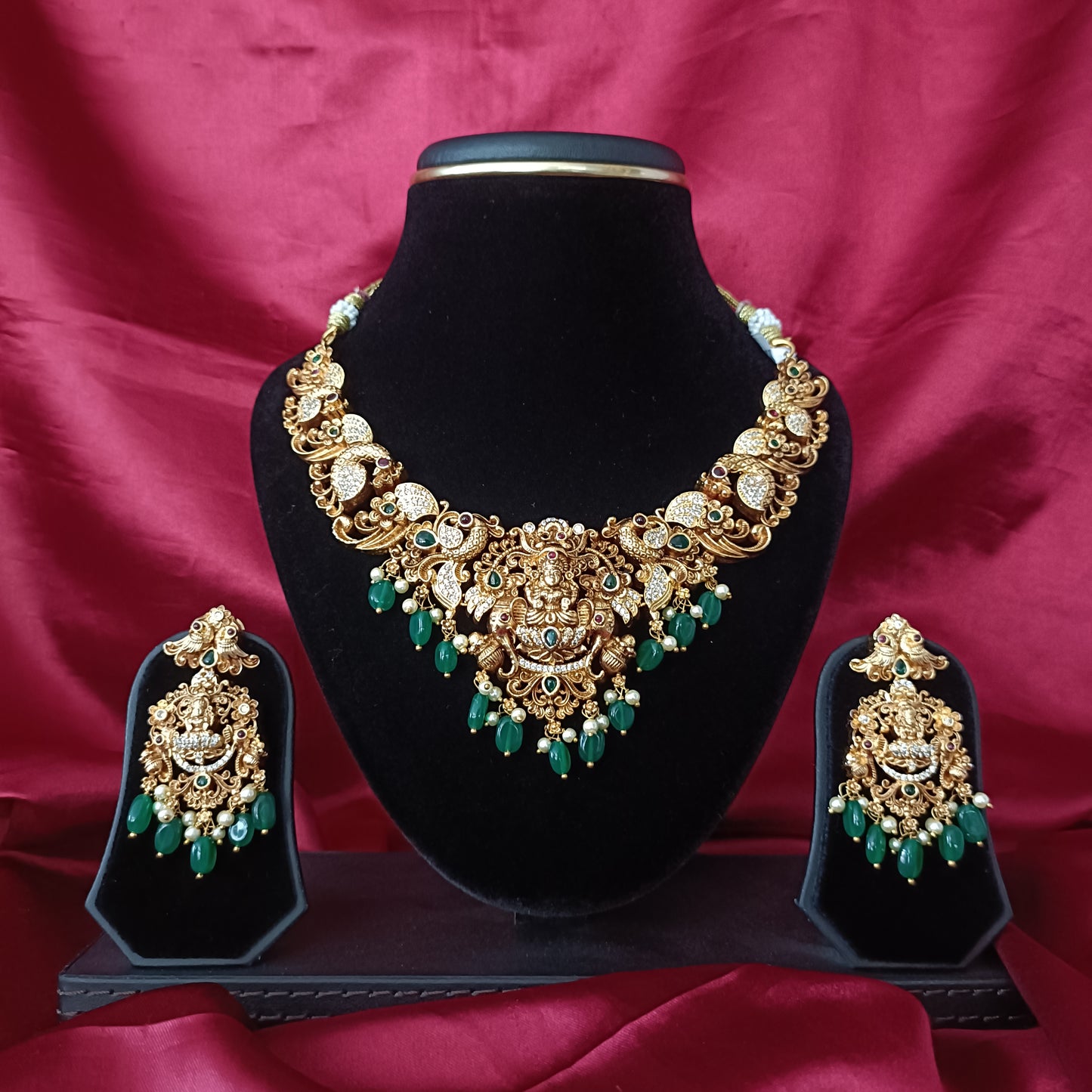 Beautiful Nakshi Short Necklace