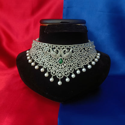 Beautiful Silver Choker In Green Stone