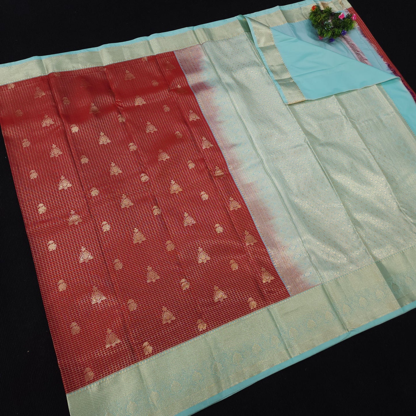 Resham Mix Kanchi Pattu Checks Sarees